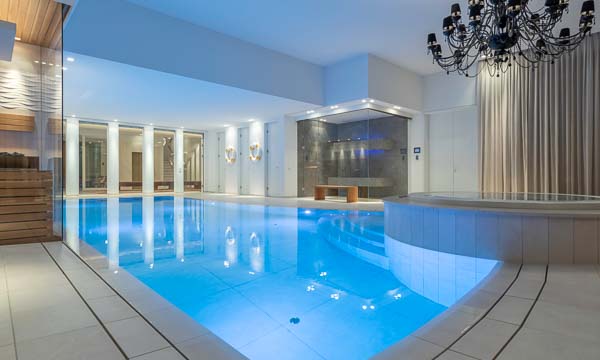 Privater Indoor Pool für zuhause | Hallenbad individuell geplant ...