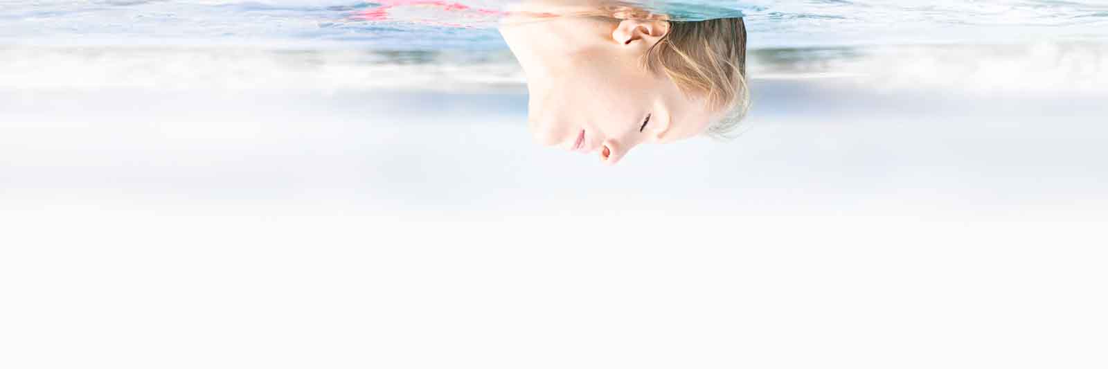 Entspannen, Model, Schwimmen, Wasseroberflaeche