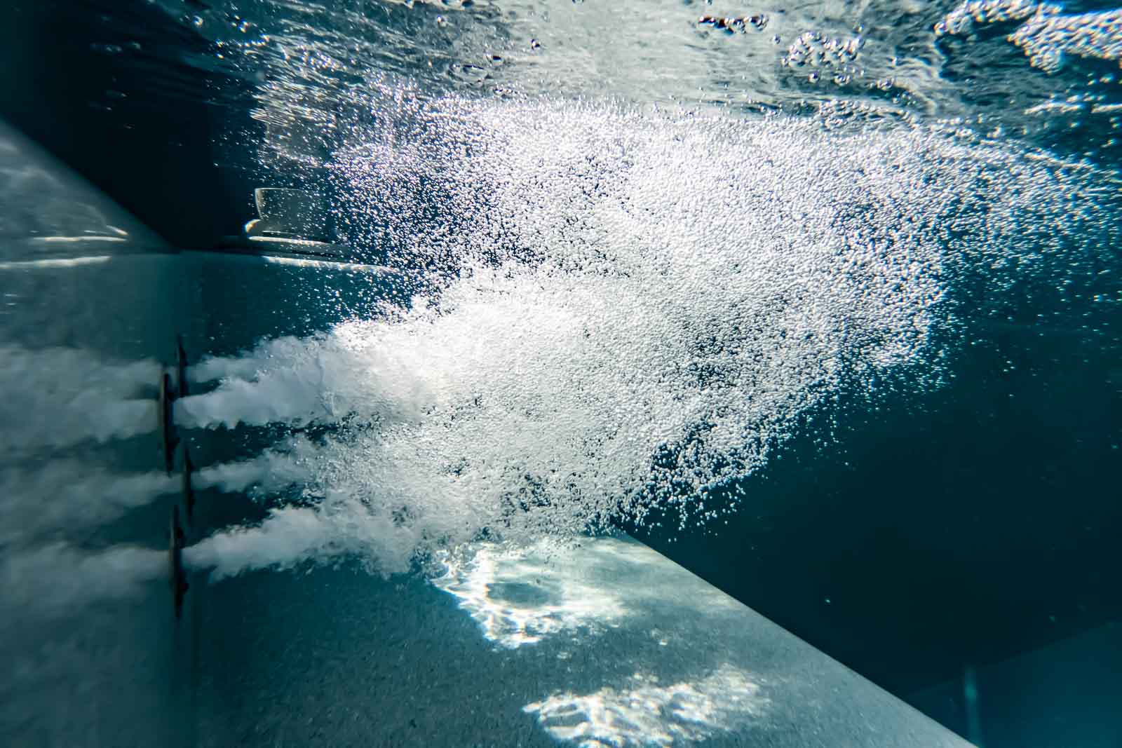 Luftsprudel, Massageduesen, Unterwasser