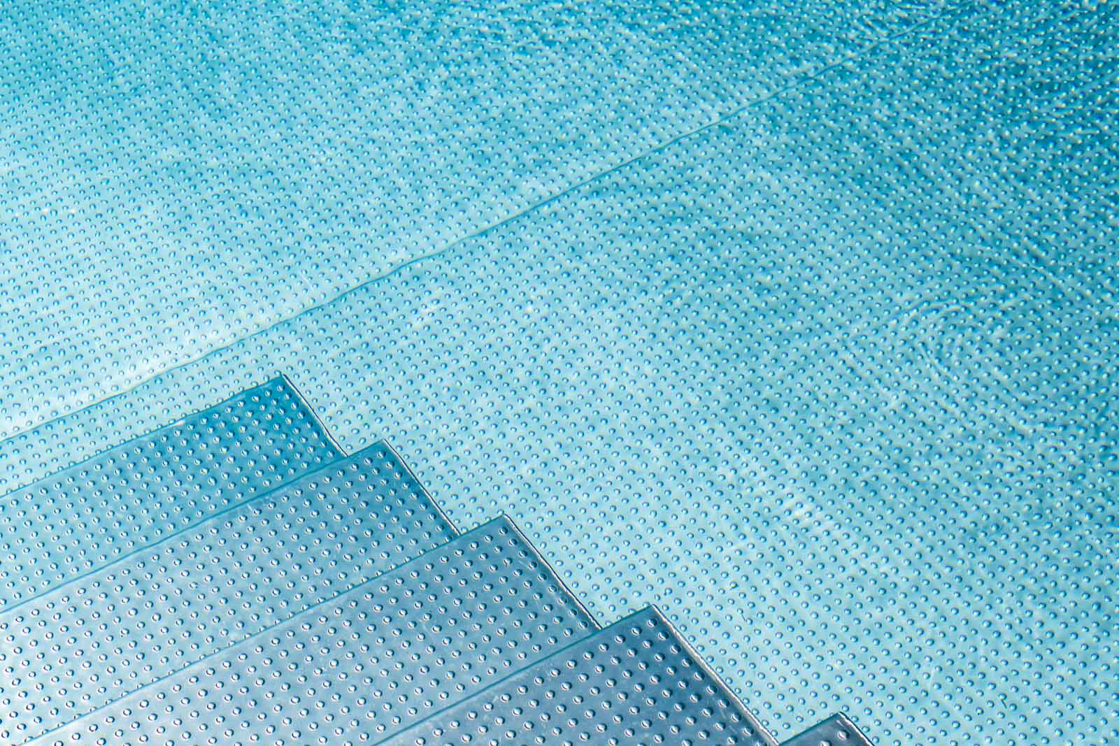 Edelstahlpool, Sonne, Treppe