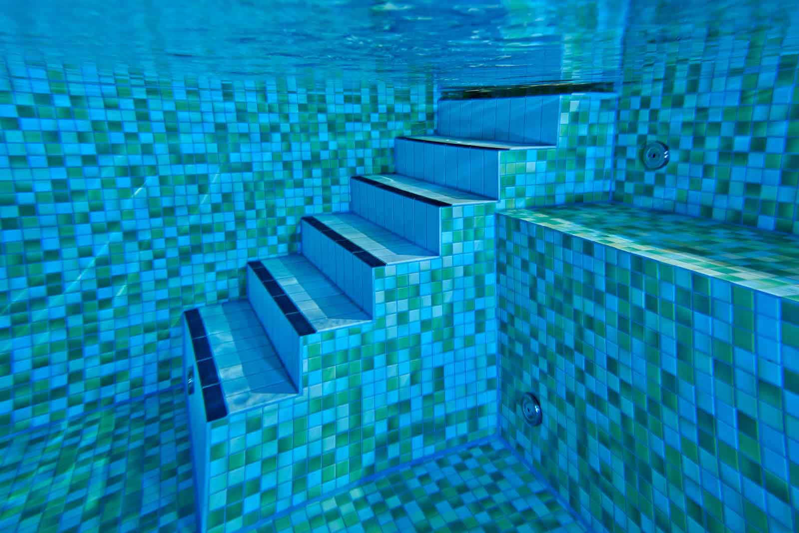 Mosaik, Pool, Sitzbank, Treppe