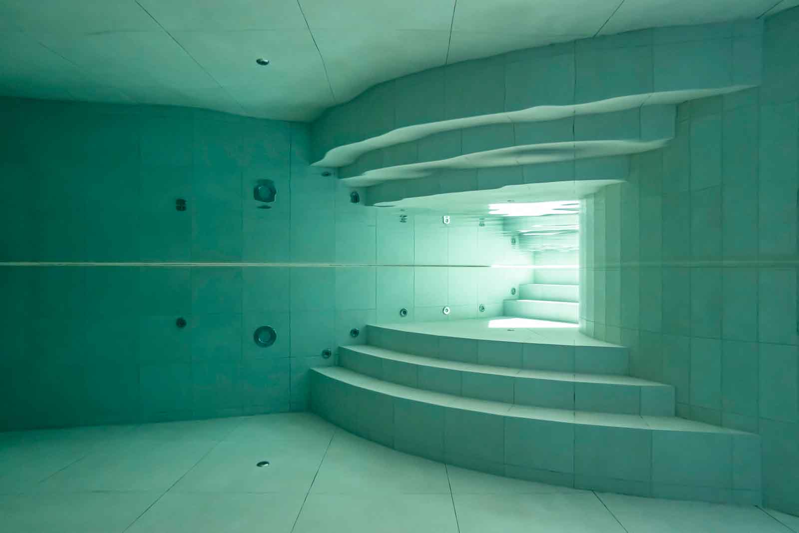 Flachwasserzone, Hallenbad, Treppe, Unterwasser