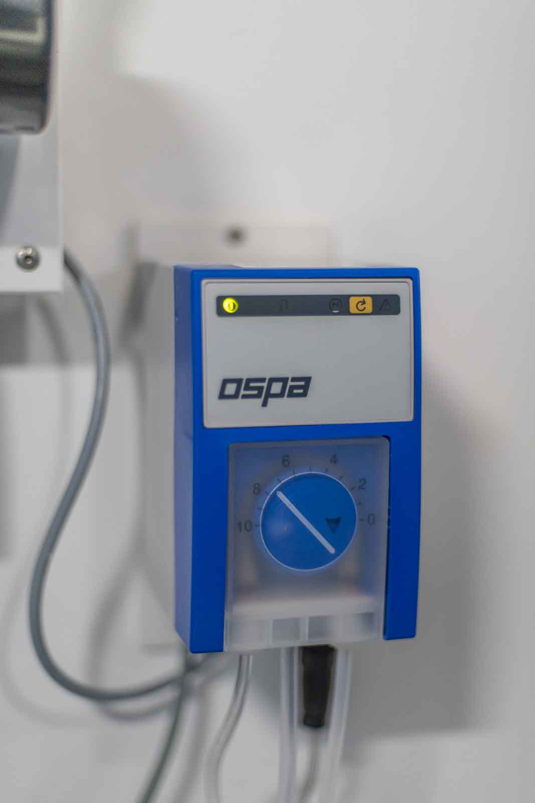 Technik, gläserner Technikraum Dosierpumpe, Ospa