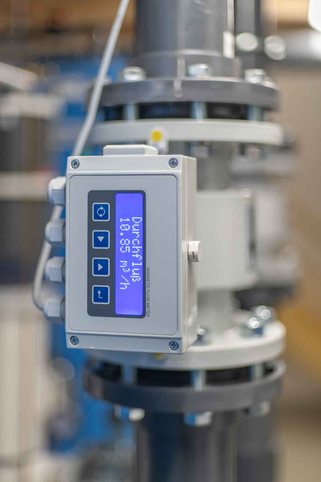 Technik, gläserner Technikraum Durchflussmessgerät