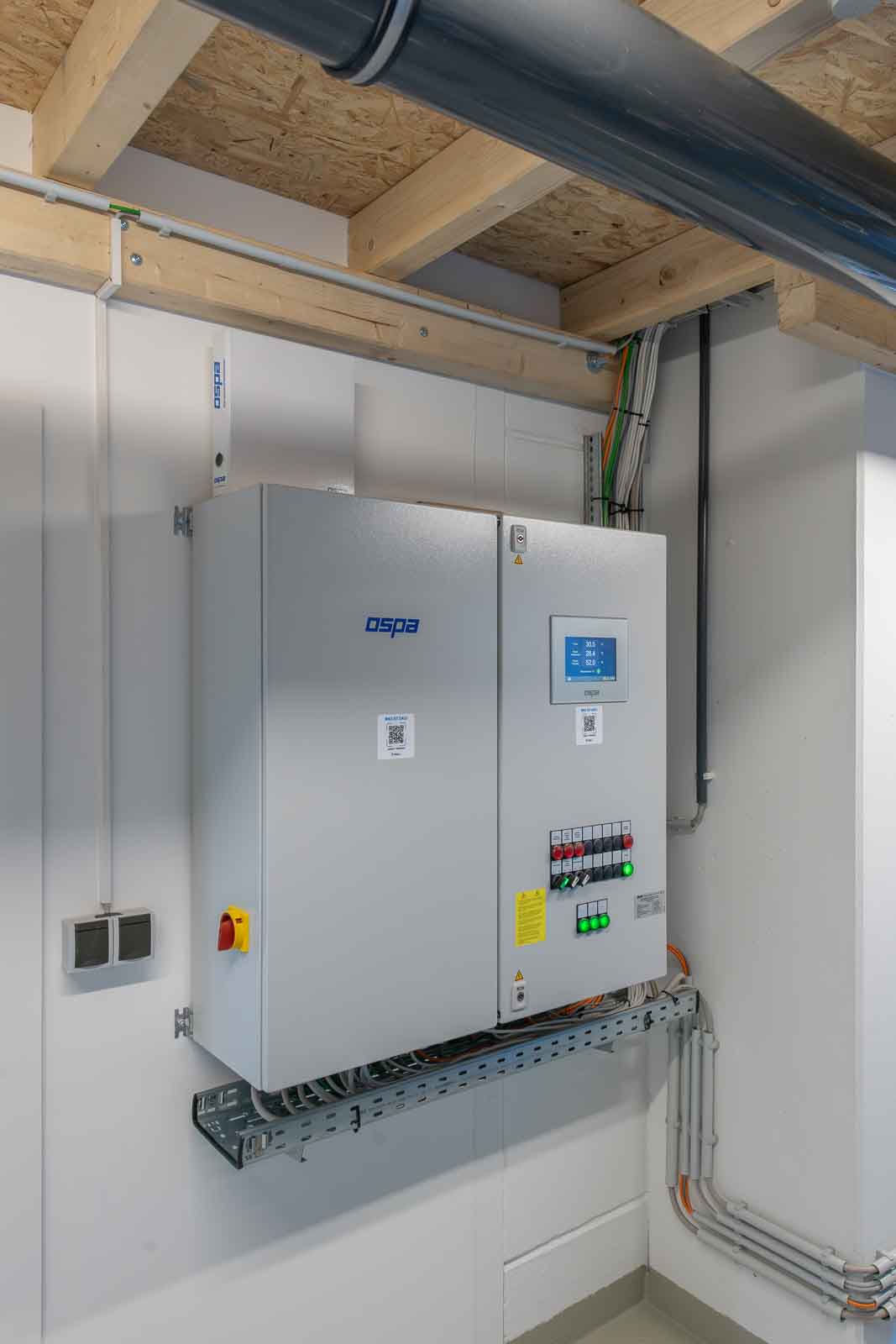 Ospa, Schwimmbadtechnik, Steuerschrank