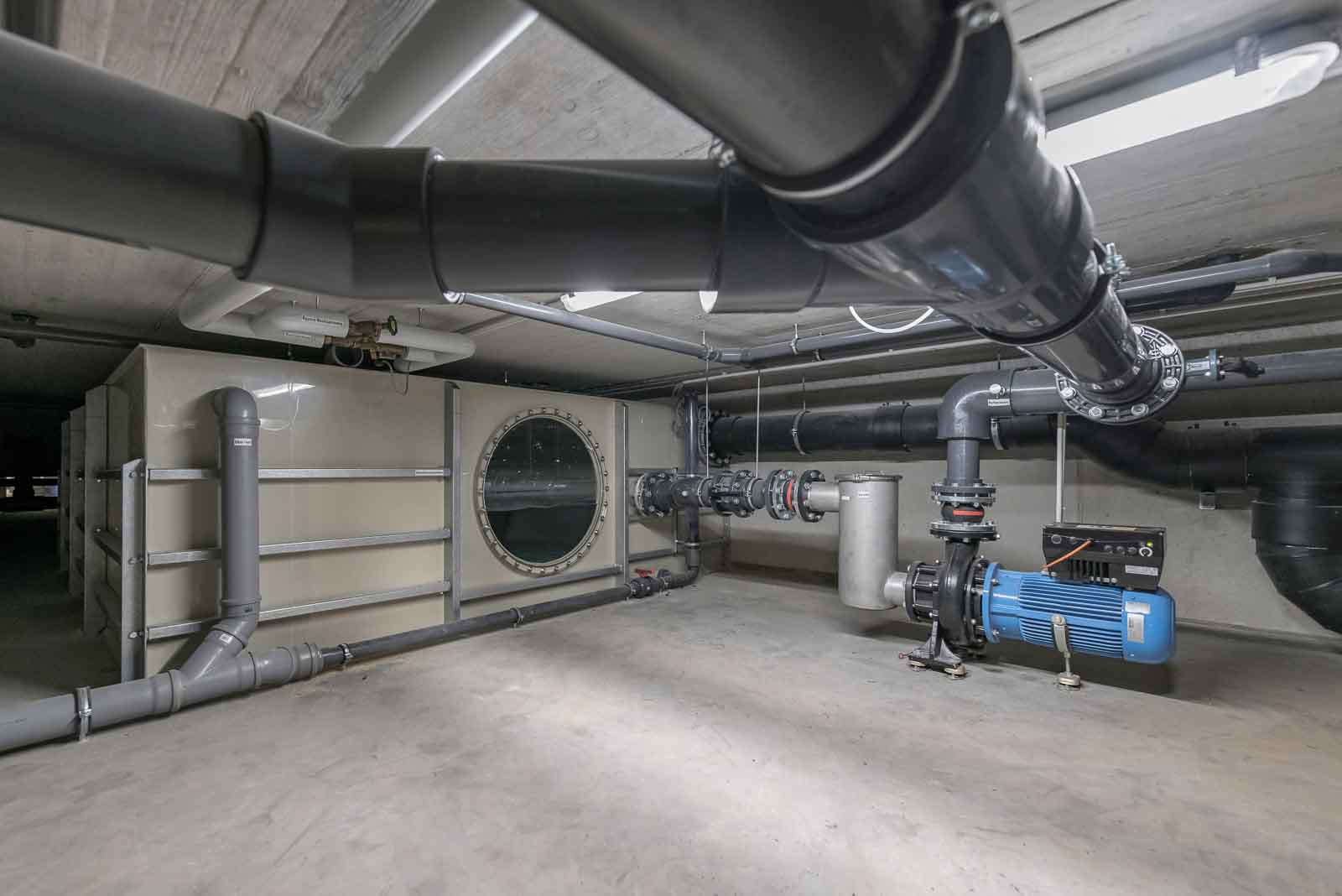 Pumpe, Schwallwasser, Tank