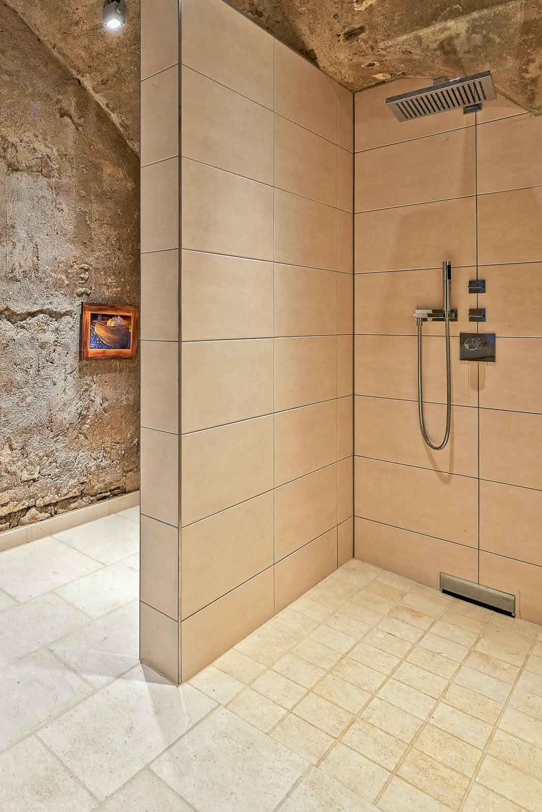Dusche, Regendusche, Saeule, Waschtisch
