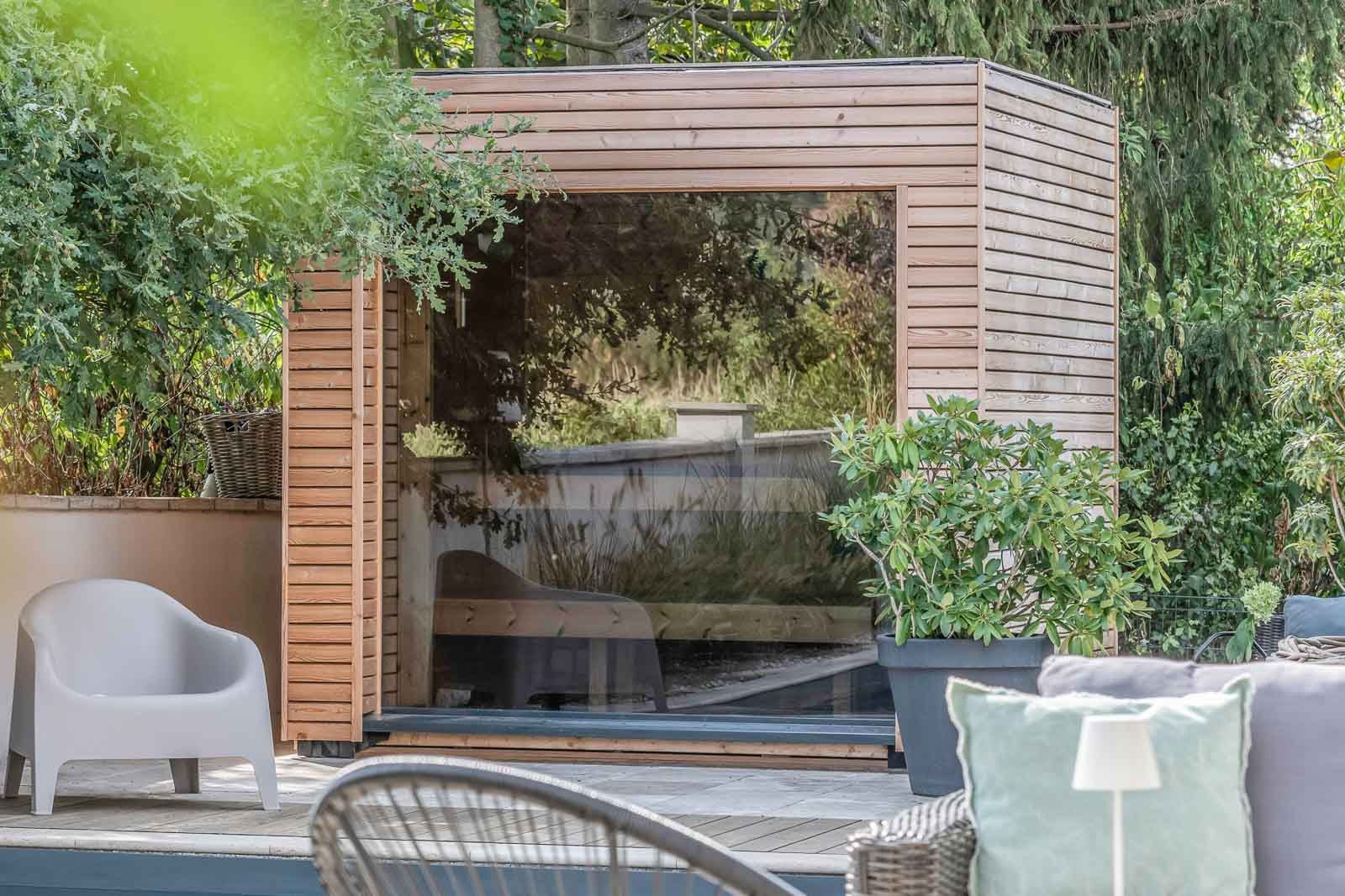 Garten, Glasfront, Pool, Saunahaus