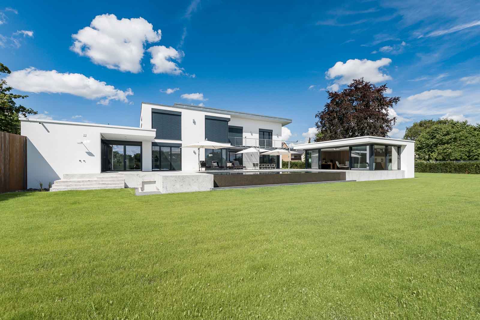 Garten, Kaskade, Pool, Terrasse, Ueberlaufbecken, Ueberlaufrinnensystem