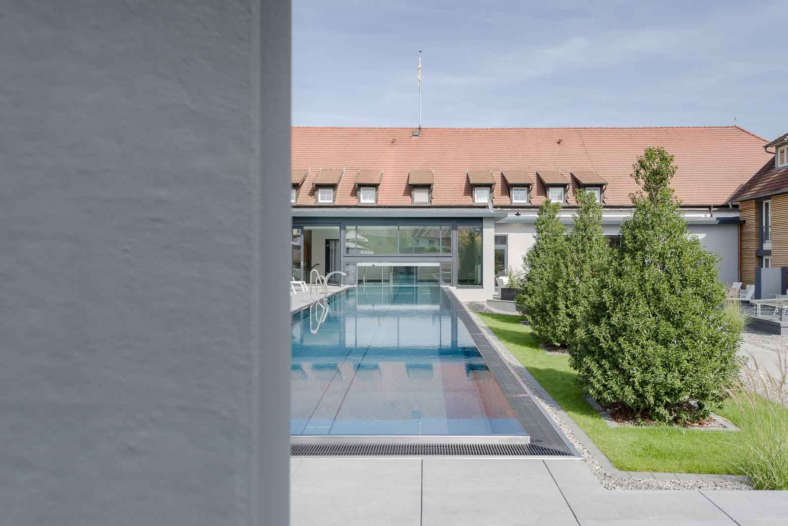 Edelstahlpool, Freibad, Rinnenbecken