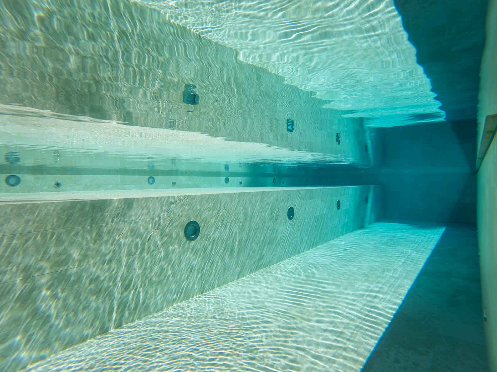 Flachwasser, Outdoorpool, Unterwasser