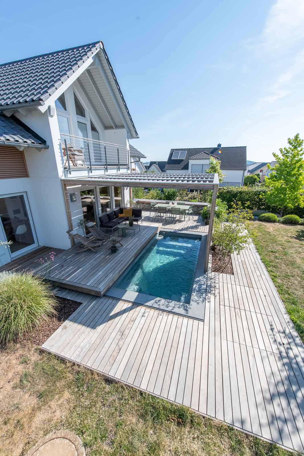 Holzterrasse, Integriert, Skimmerbecken