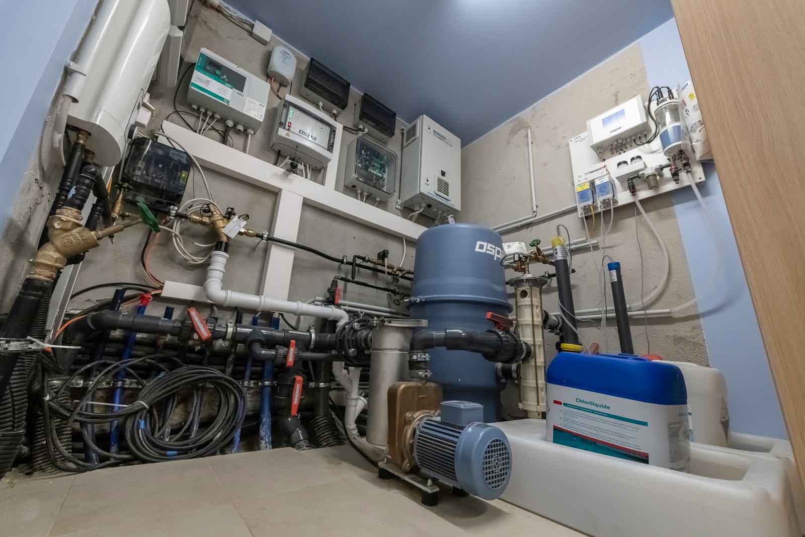 Pumpe, Technikraum, Wasseraufbereitung