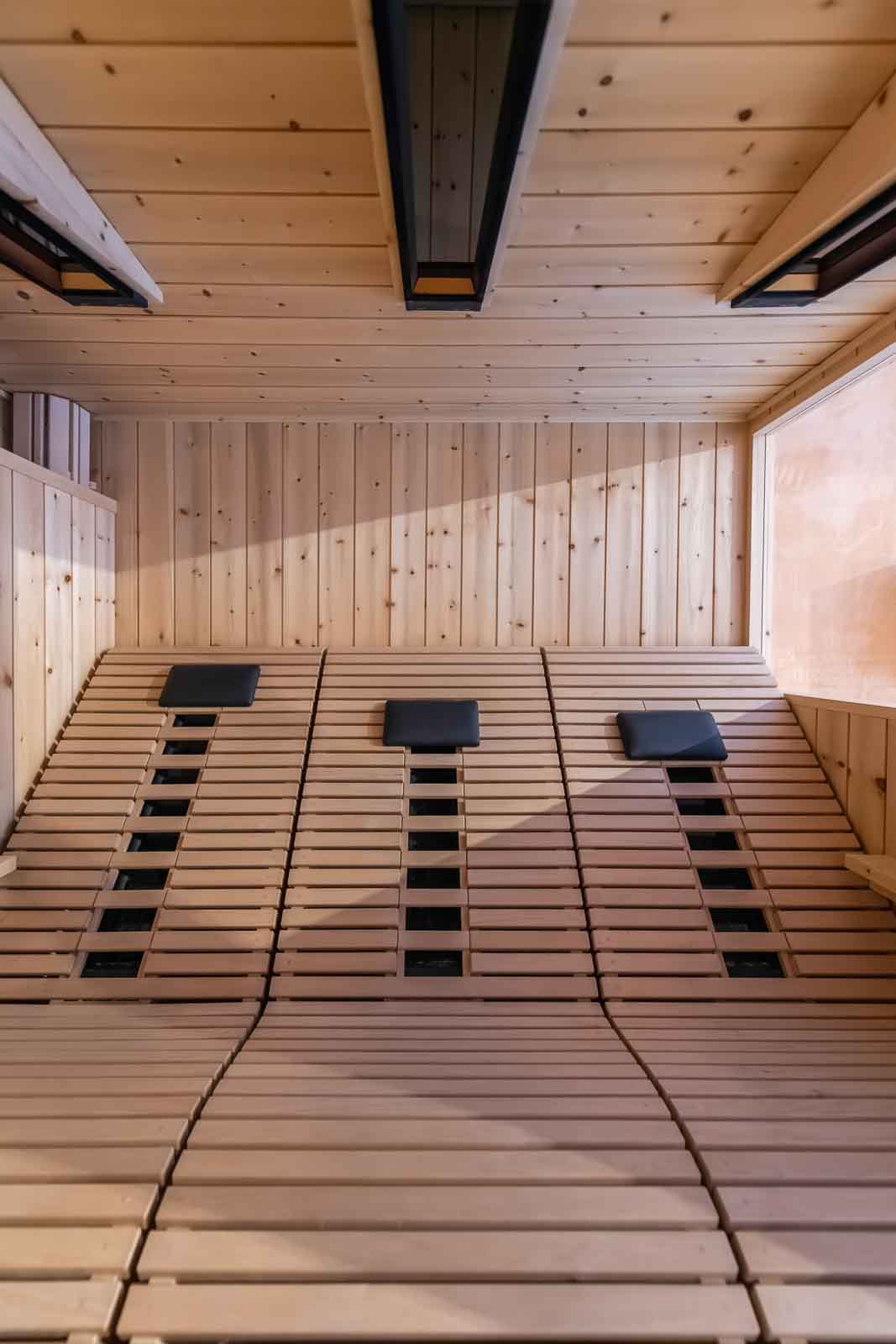 Carolinger Hallenbad Infrarot, Liege, Sauna, Verstellbar
